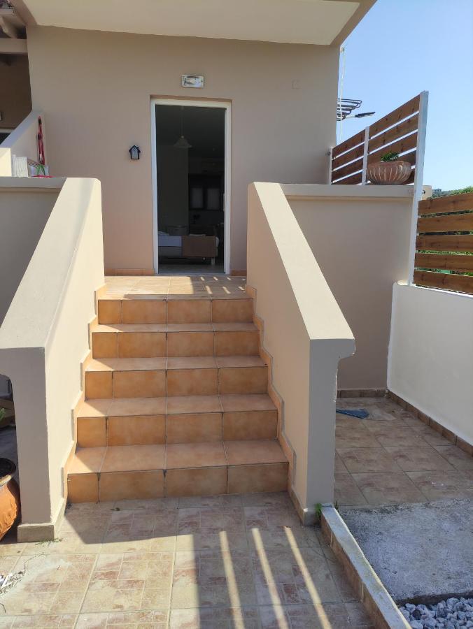# 6 Giorgos & Chara Apartments Nea Kydonia  Luaran gambar