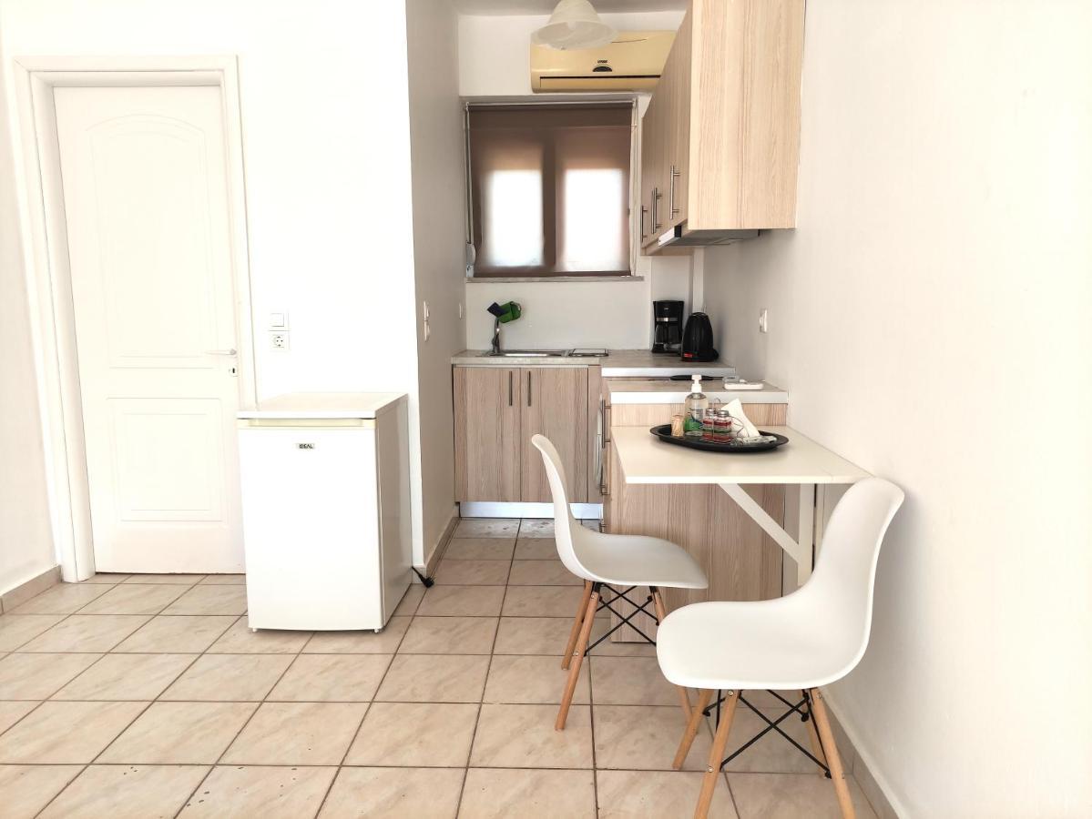 # 6 Giorgos & Chara Apartments Nea Kydonia  Luaran gambar